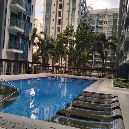 Rqui Family Room Pasay City